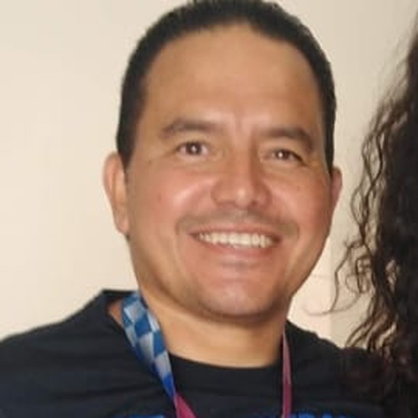 Carlos Enriques Rodrigues Gavidia, Fisioterapia Holística